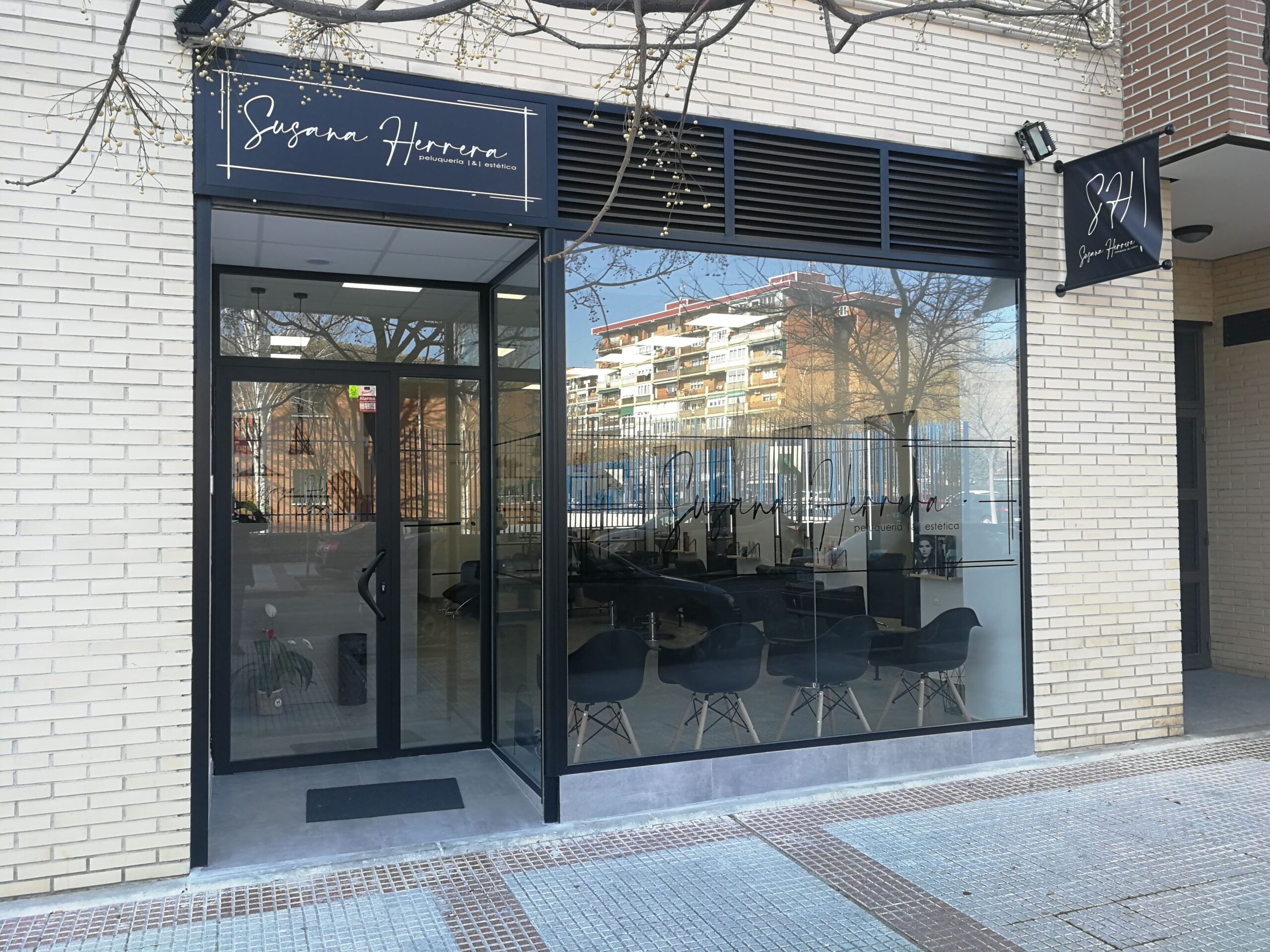 REFORMA-ACONDICIONAMIENTO INTEGRAL LOCAL (PELUQUERÍA) - Torrejón de Ardoz (Madrid)